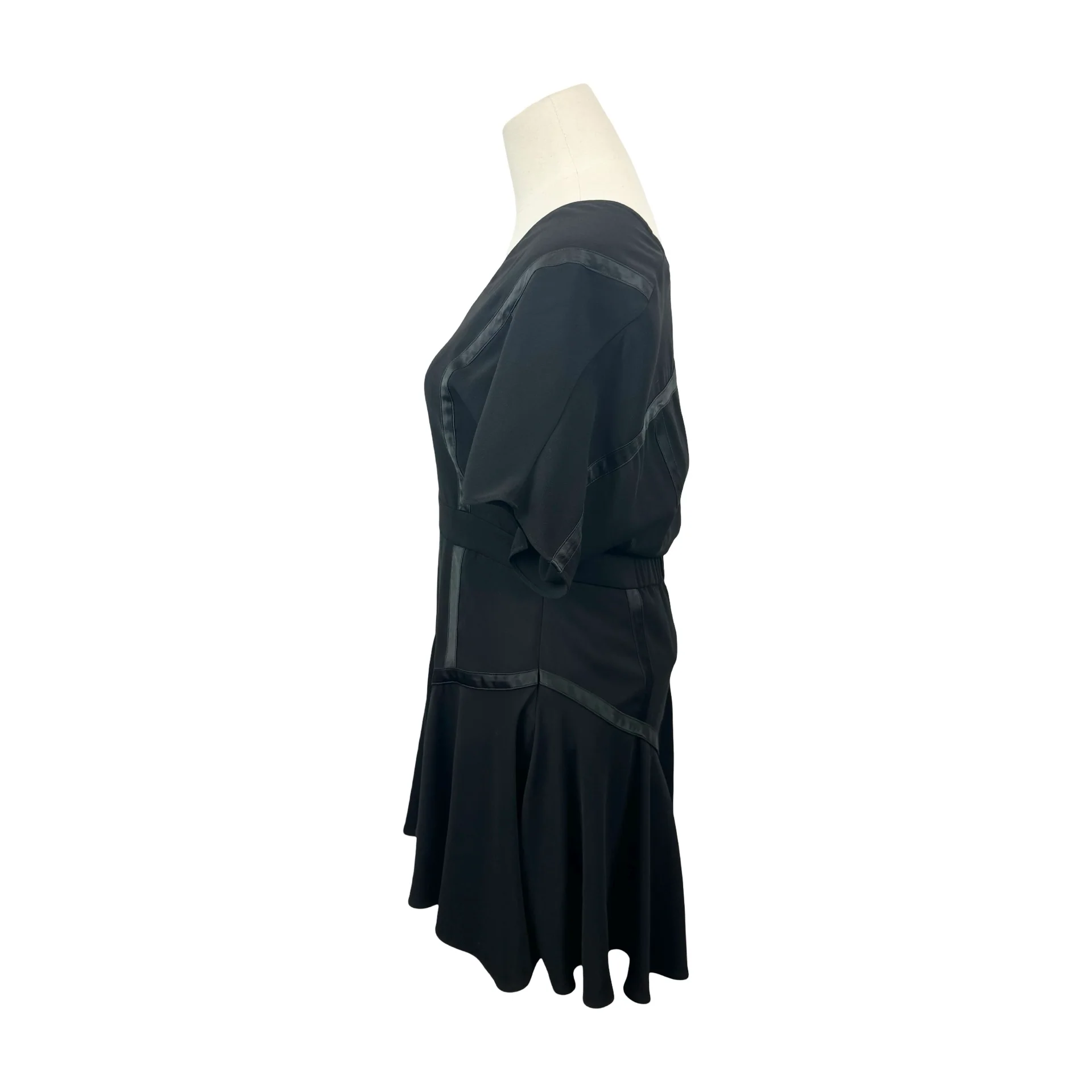 Halston Flounce Hem Dress - Image 4